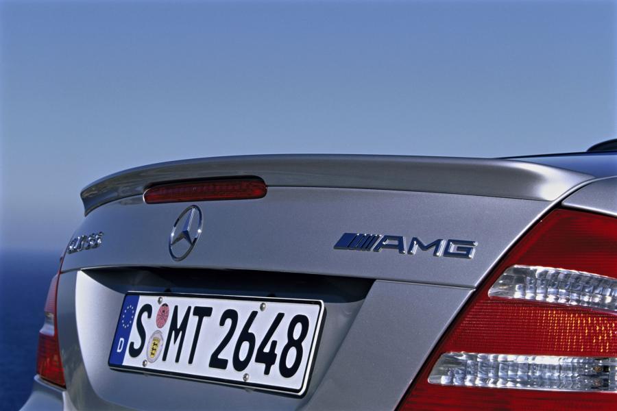  Mercedes-Benz CLK55 AMG Cabriolet 2004 года  (фото 17 из 35)
